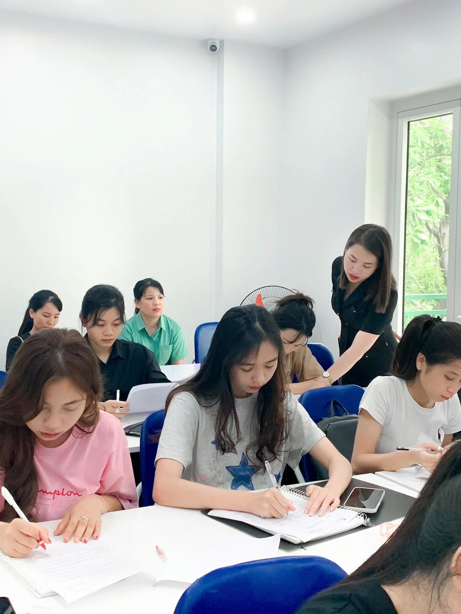 KHÓA HỌC A2 TẠI DU HỌC NEWLIFE