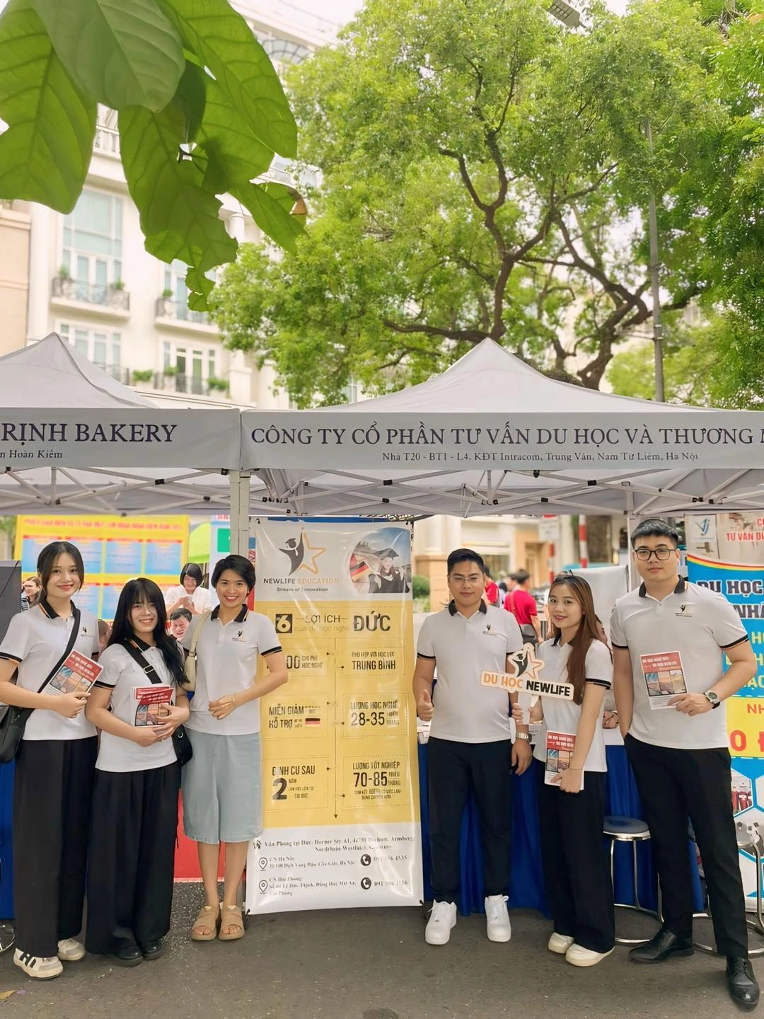 NGÀY HỘI TƯ VẤN VÀ GIAO DỊCH VIỆC LÀM QUẬN HOÀN KIẾM