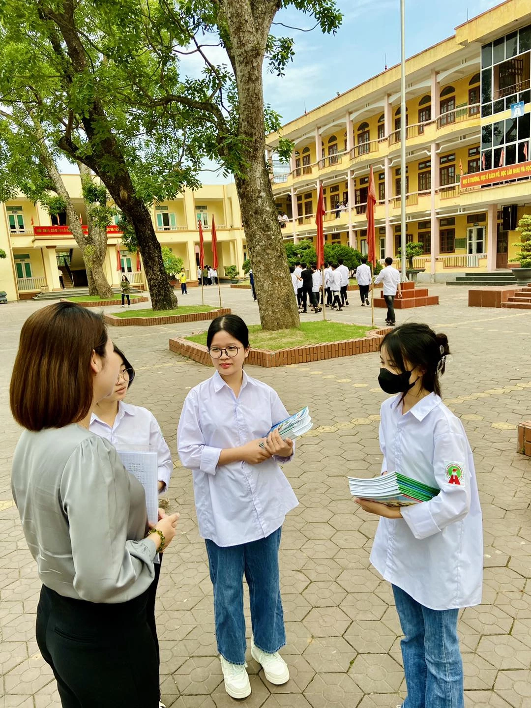 CHƯƠNG TRÌNH HƯỚNG NGHIỆP TẠI THPT THANH HÀ – HẢI DƯƠNG