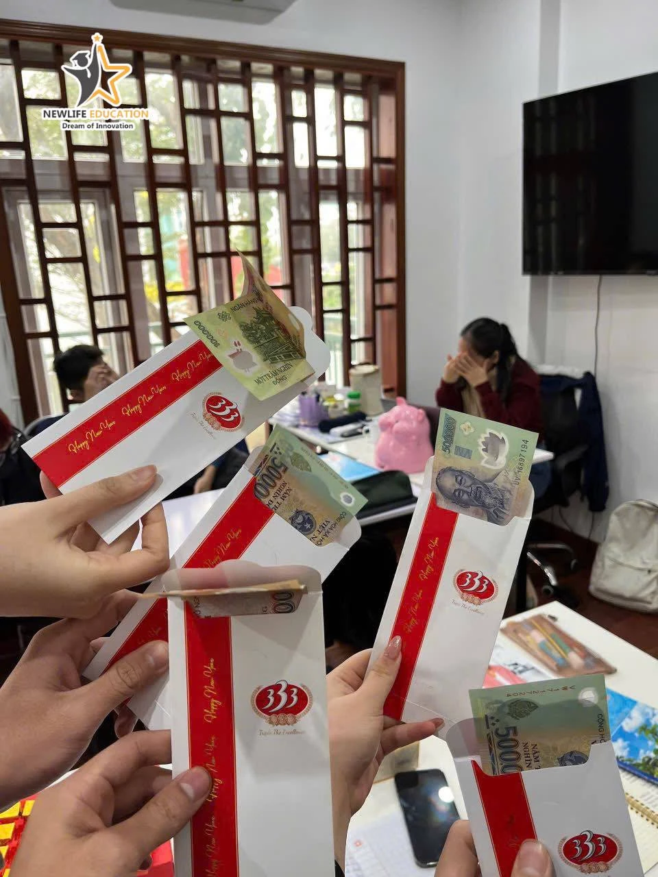 NEWLIFE CHÚC MỪNG NĂM ẤT TỴ: CHẤP CÁNH ƯỚC MƠ DU HỌC ĐỨC